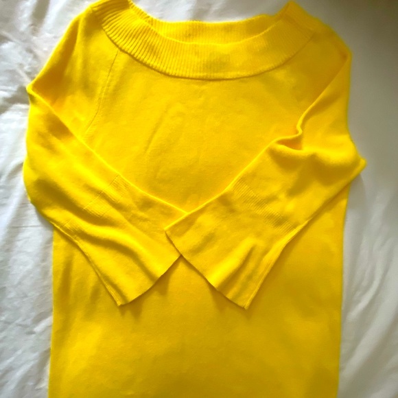 💛TALBOTS 💛 yellow 3/4 sleeved shirt. Size small. Petite . - Picture 6 of 9